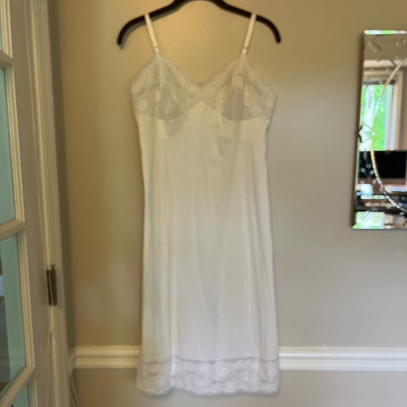 VANITY FAIR Vintage 1960s White Floral Lace Slip Dress Size L - Picture 2 of 8